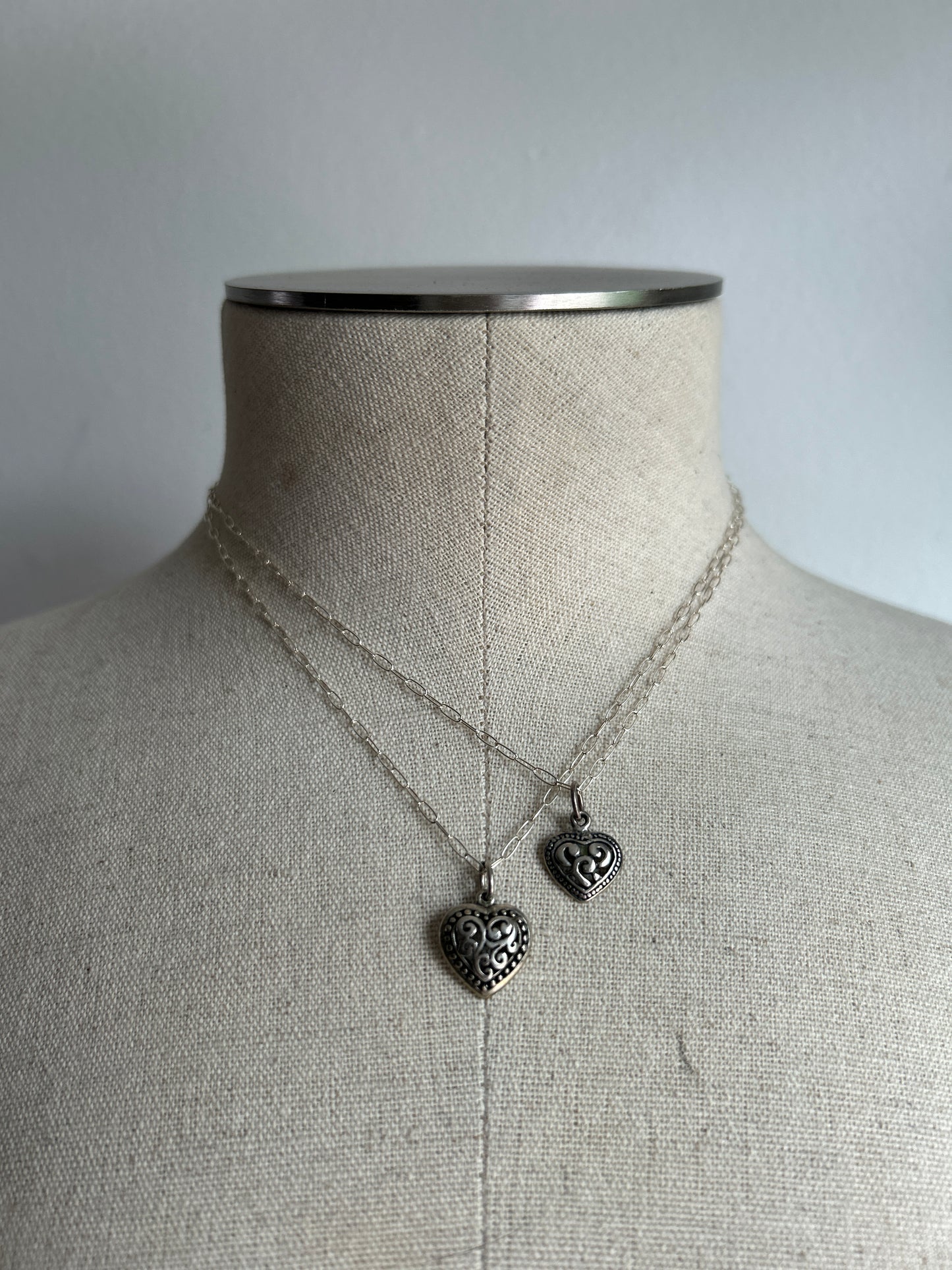Filigree Tiny Heart Flat Necklace